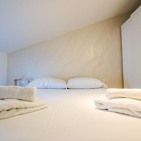 Casa Vacanze Al Teatro Триест Экстерьер фото