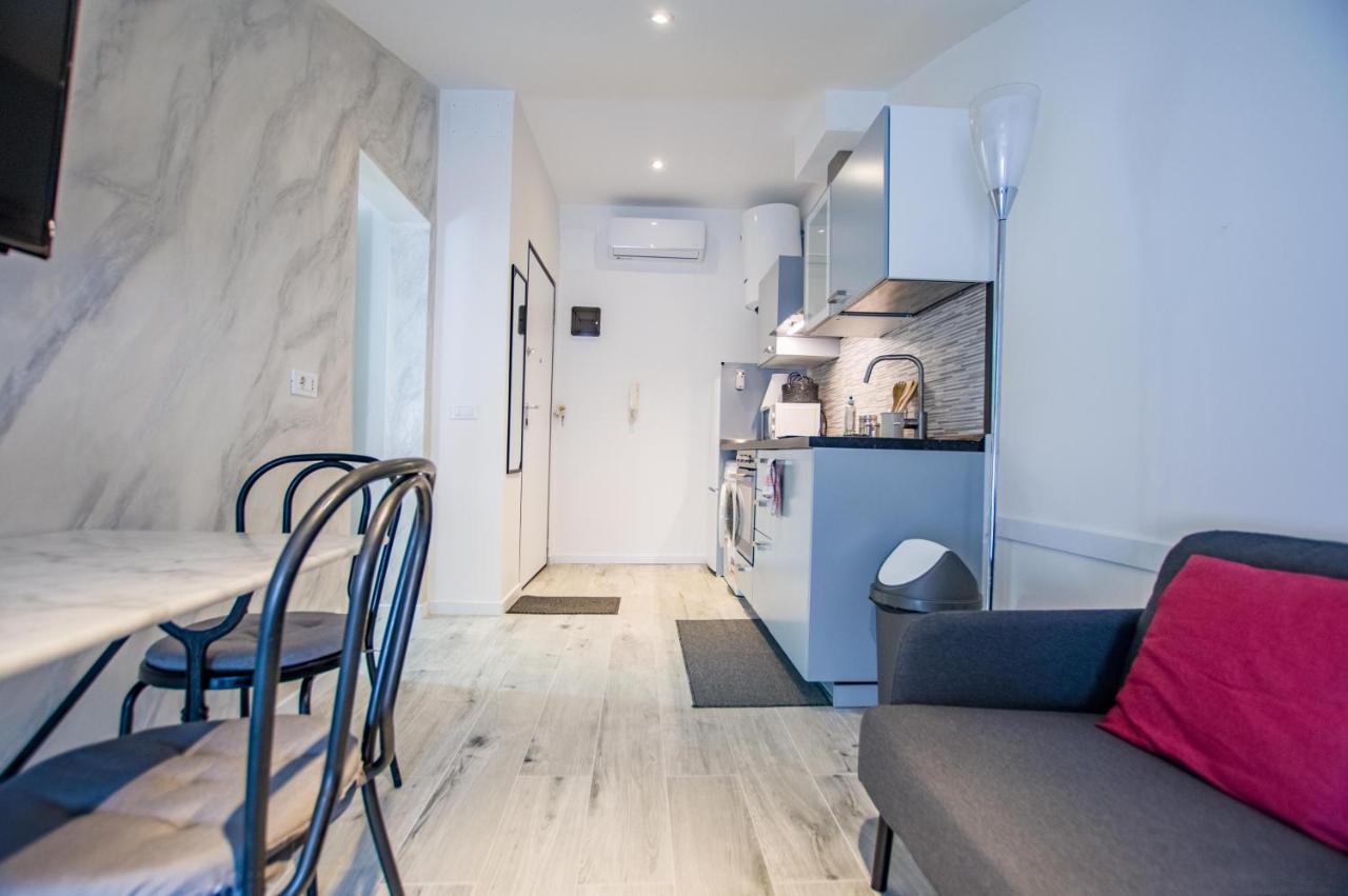 Casa Vacanze Al Teatro Триест Экстерьер фото
