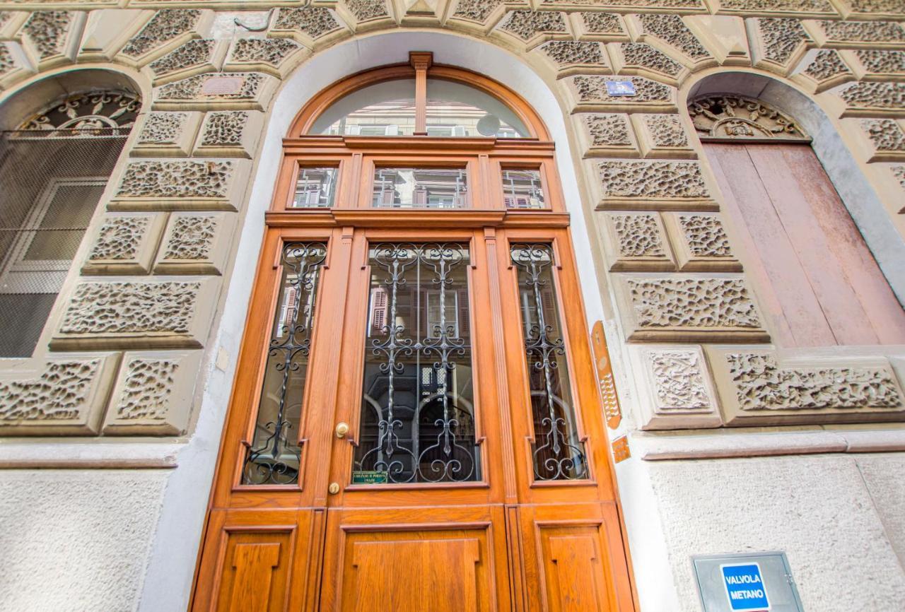 Casa Vacanze Al Teatro Триест Экстерьер фото
